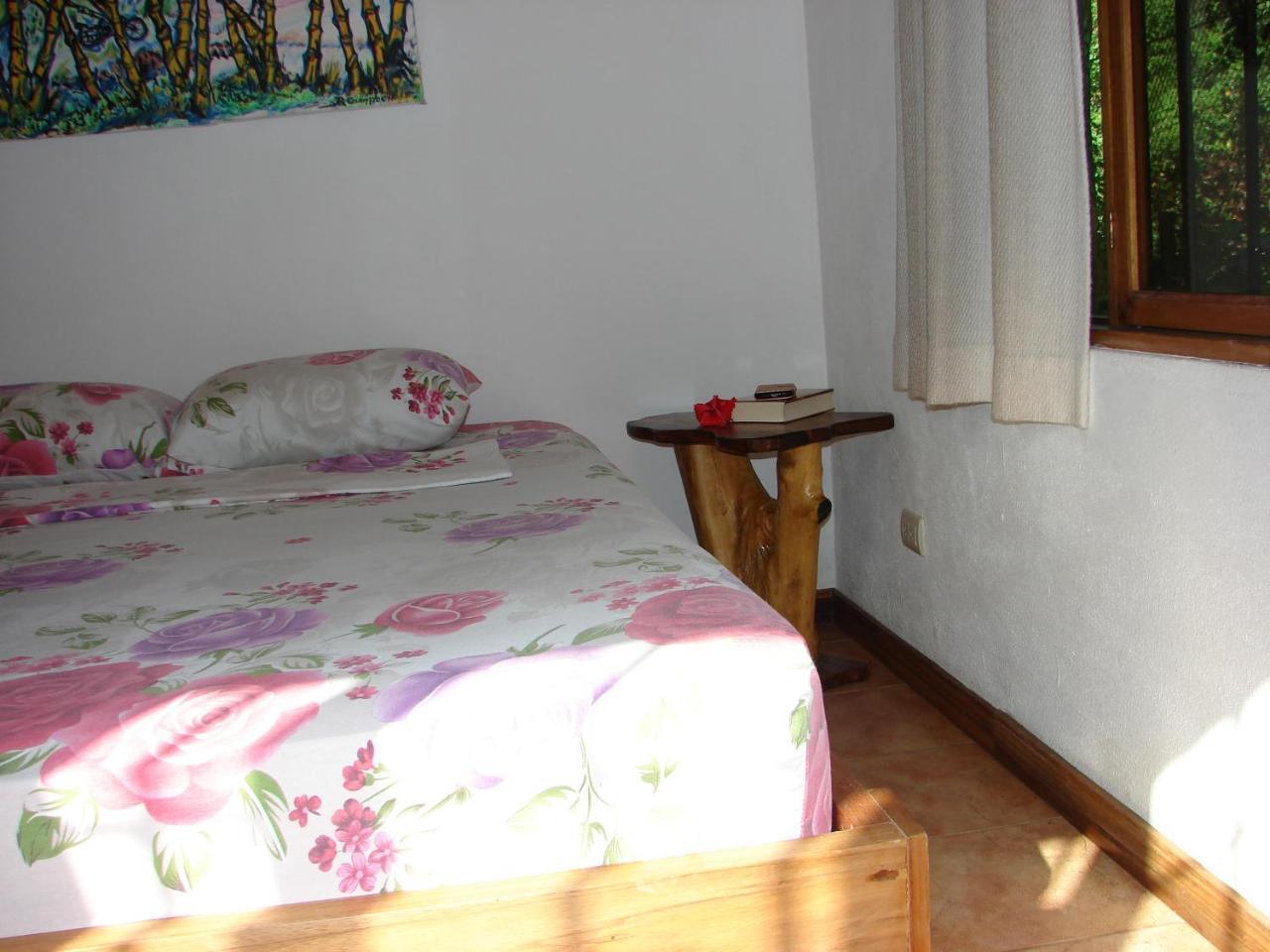 Aparthotel Babilonia à Cahuita Extérieur photo