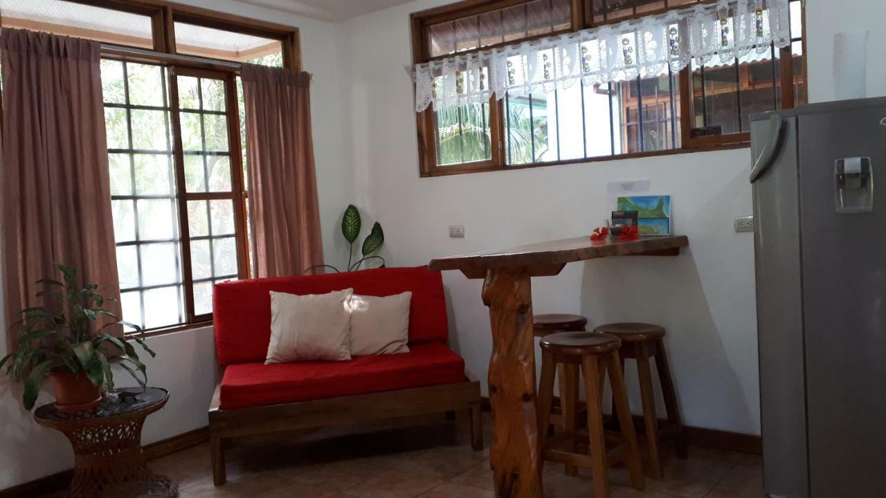 Aparthotel Babilonia à Cahuita Extérieur photo